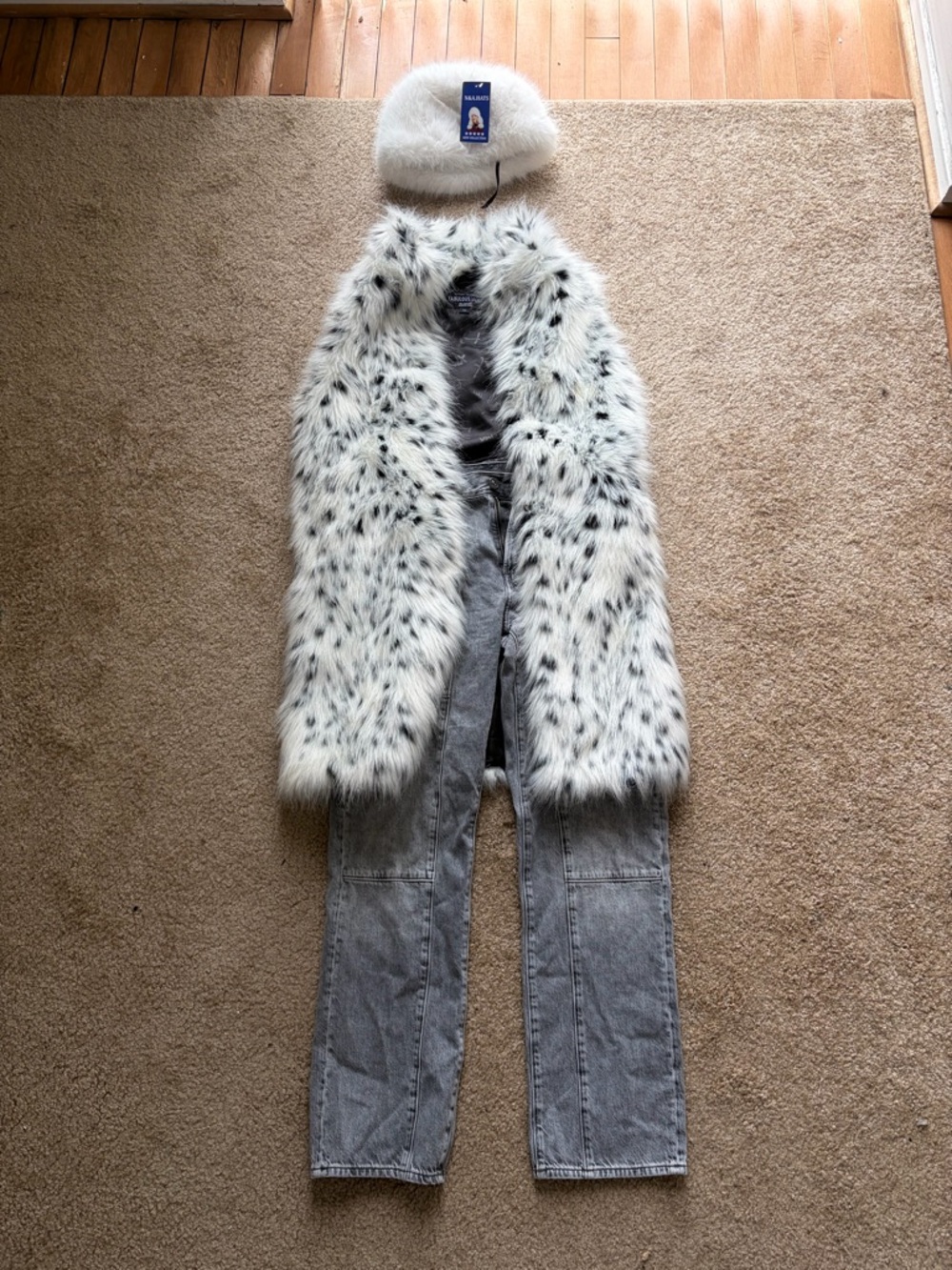 Faux Fur Long Vest in White and Black Speckle - Picture 6 of 7
